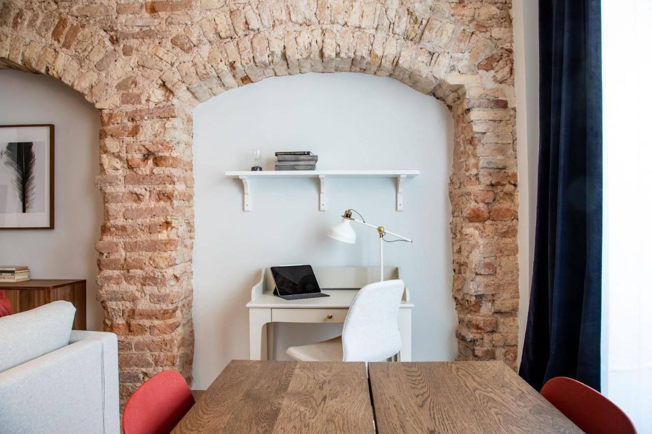 #Stayhere - Brand New Authentic Pilies Studios - Heart Of Old Town VNO Extérieur photo